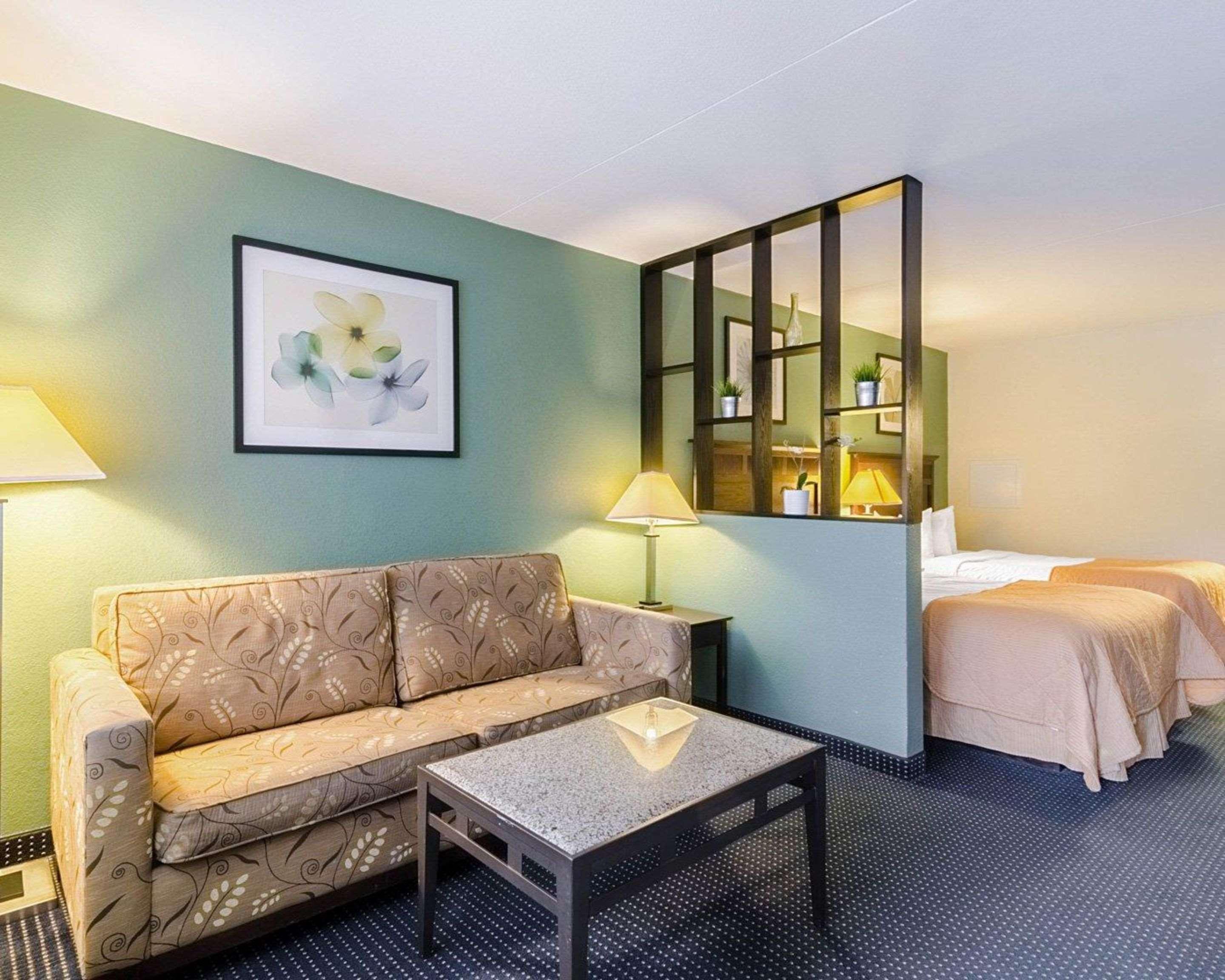 Rodeway Inn & Suites Williamsburg Central Εξωτερικό φωτογραφία