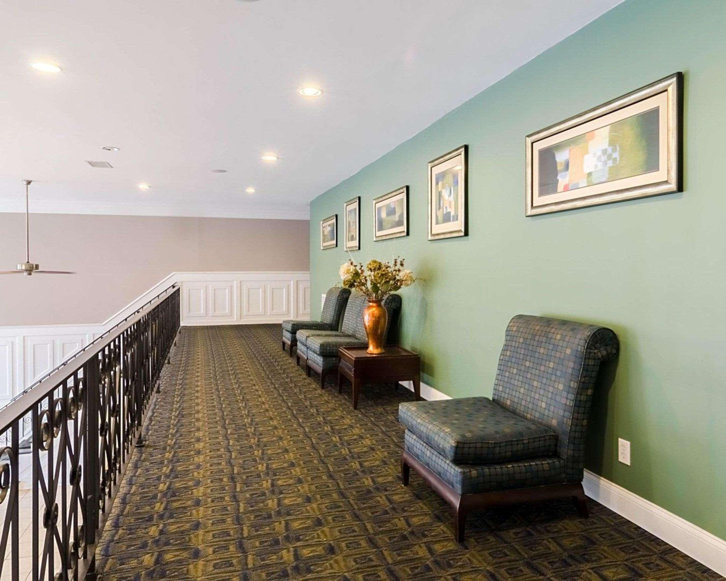 Rodeway Inn & Suites Williamsburg Central Εξωτερικό φωτογραφία