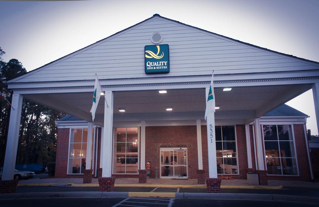 Rodeway Inn & Suites Williamsburg Central Εξωτερικό φωτογραφία