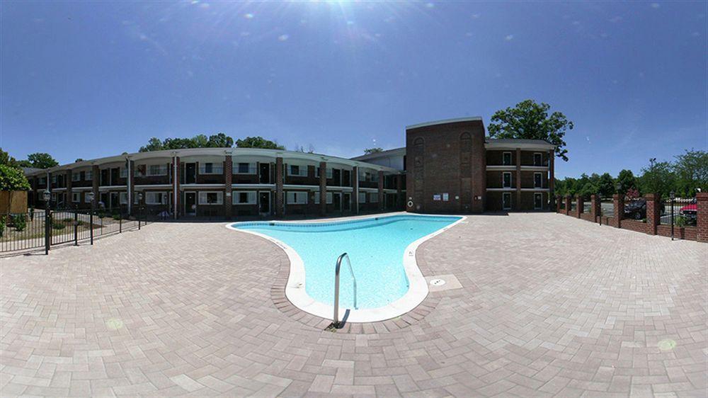 Rodeway Inn & Suites Williamsburg Central Εξωτερικό φωτογραφία