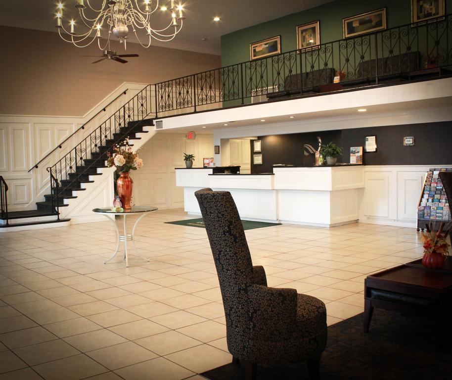 Rodeway Inn & Suites Williamsburg Central Εξωτερικό φωτογραφία