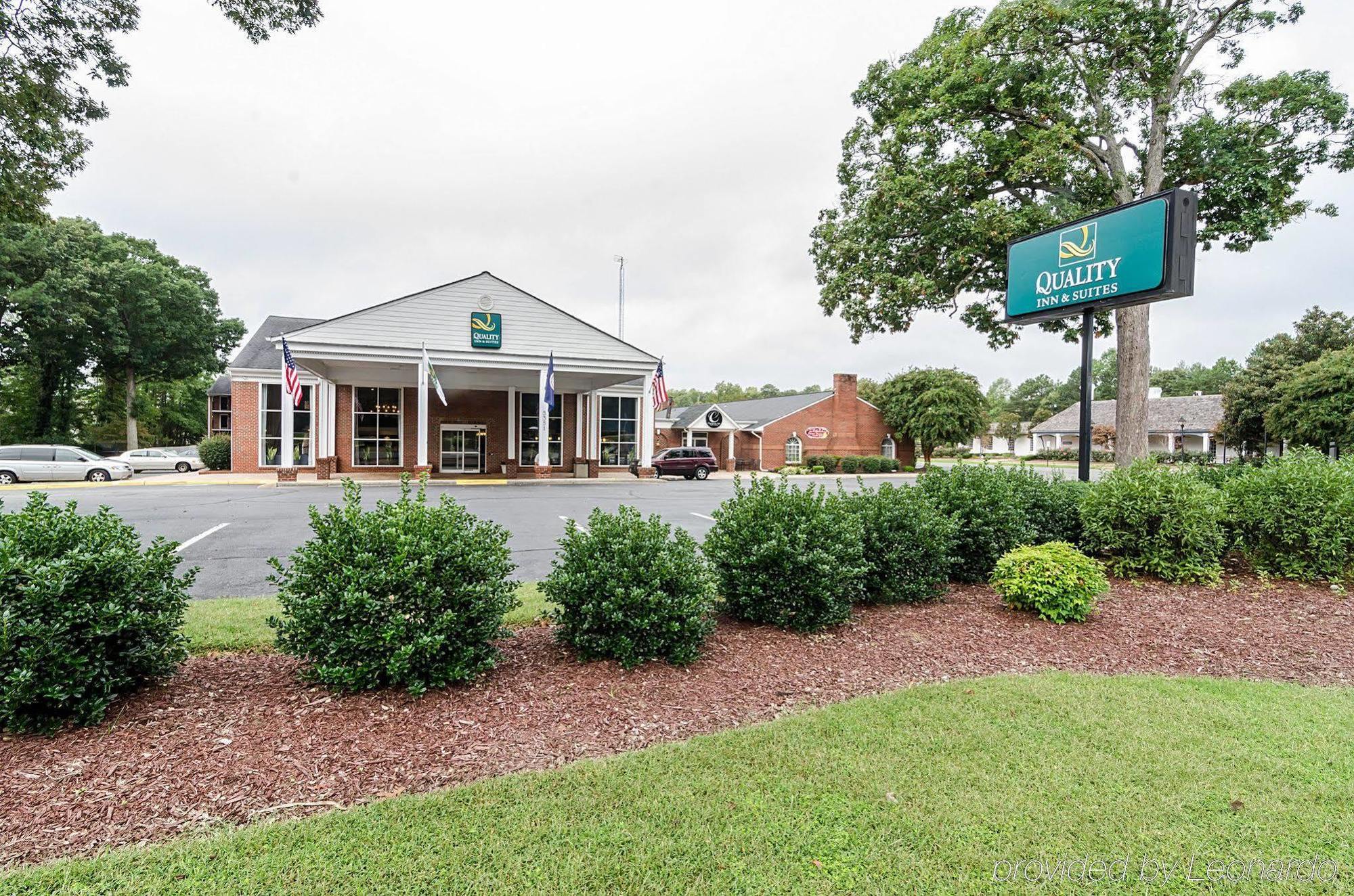 Rodeway Inn & Suites Williamsburg Central Εξωτερικό φωτογραφία
